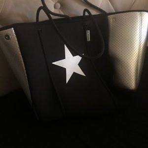 Ahdorned bag. Used 3x. Excellent conditon.